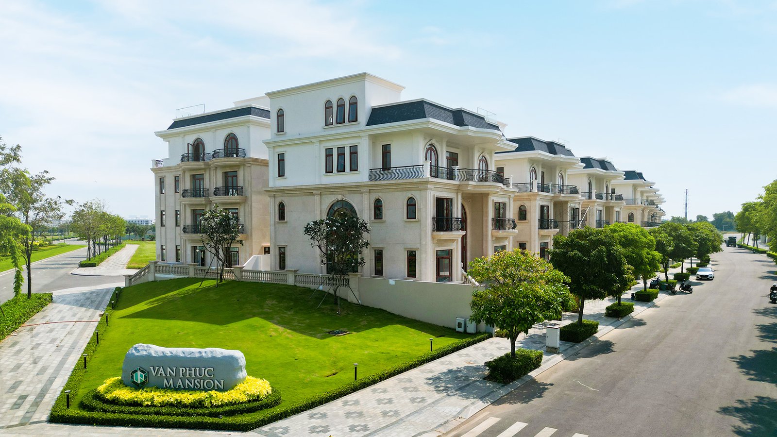 Biệt thự Mansion Vạn Phúc