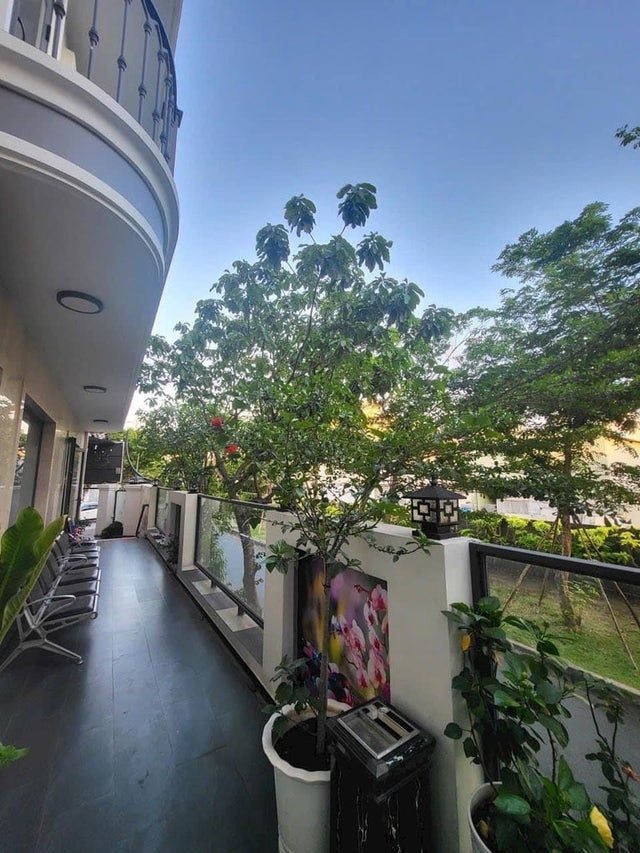 Nhà phố góc · góc 2 mặt tiền · 150 m² · Vạn Phúc 1