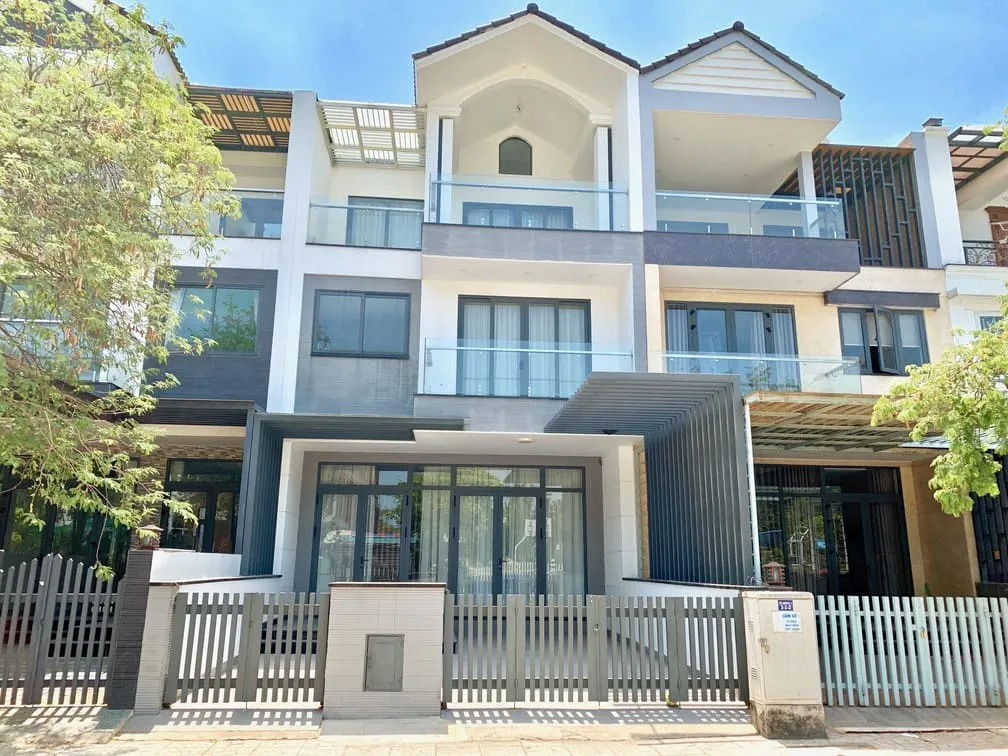 Nhà phố liên kế · 146 m² · Jamona Home Resort