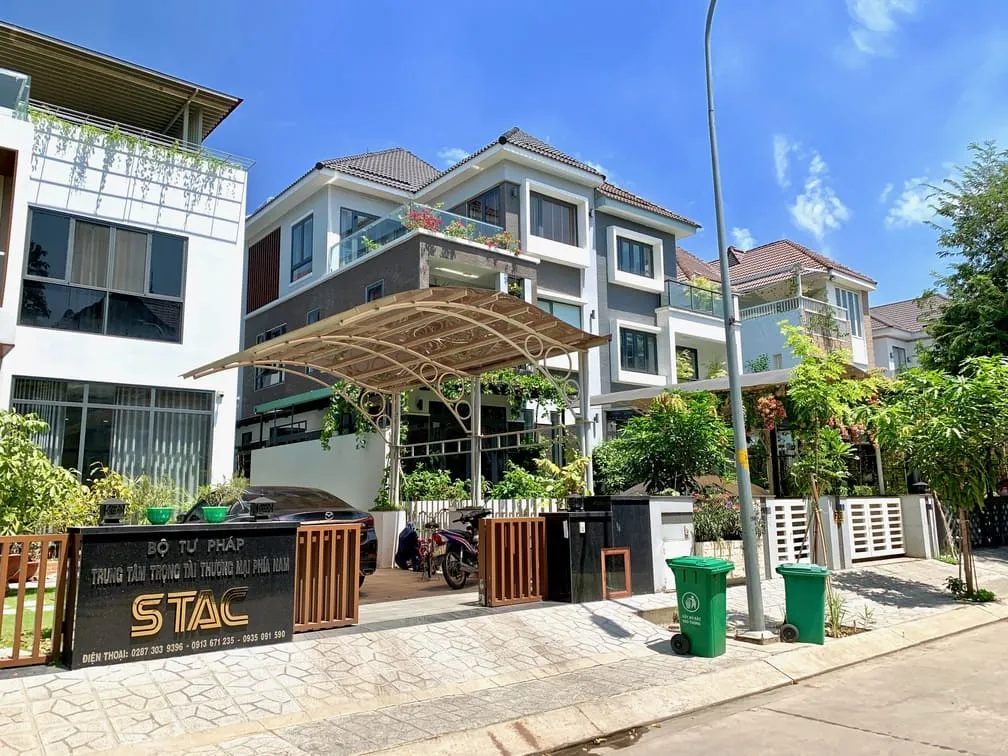 Nhà phố liên kế · 142 m² · Jamona Home Resort