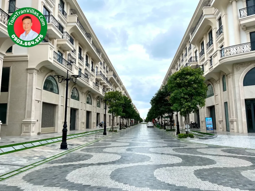 Shophouse · góc 2 mặt tiền · mặt tiền · 154 m² · Royal Vạn Phúc
